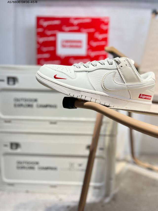 Supreme X Nike Sb Dunk Low 大厂出品 极力推荐 新配色 原装头层材料 独家版型蒸餾加工 帶來的是更好的视觉和脚感体验 大厂纯原品质出货