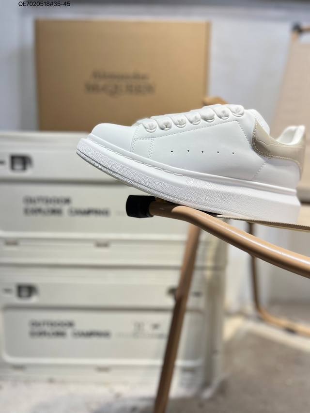 Alexander Mcqueen 麦昆 亚历山大麦昆亚历山 大盒包装 Ss春夏首发 时尚代表的小姐姐553770 Qe7020518#35-45