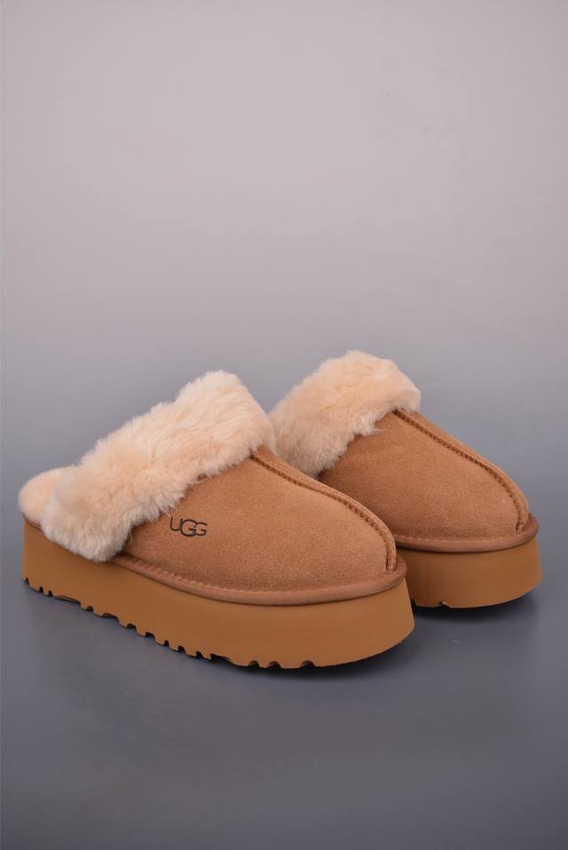 Ugg Diaquette 冬季女士厚底雪地靴 小红书爆款 羊绒鞋垫 羊毛拖鞋 冬季保暖外出 家居都是很适合的选择 进年Uug推出款式系列 局部偏向年轻消费者喜