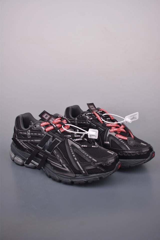 New Balance M1906系列 复古单品宝藏老爹鞋款 纯原版本 复古元素叠加 质感超级棒 楦版型材料细节做工精细 作为Nb最经典的档案鞋型之一 与200