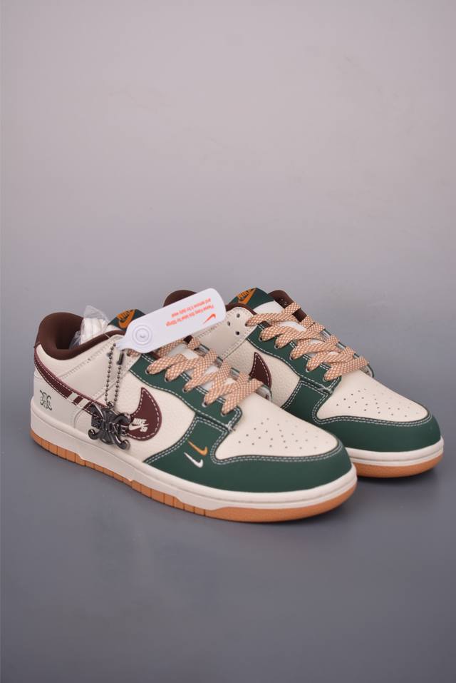 Nike Sb Dunk Low 军绿生胶 纯原大厂出品 极力推荐 原装头层材料 独家版型蒸餾加工 帶來的是更好的视觉和脚感体验 大厂纯原品质出货 清洁度 电绣