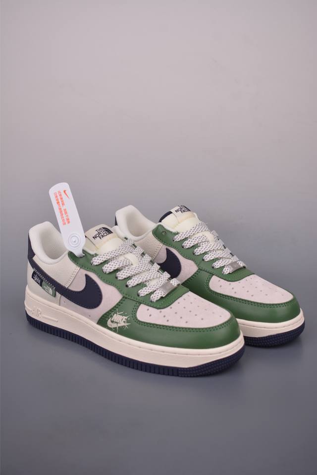 Nike Air Force 1 Low 白黑绿 原楦头原纸板 打造纯正空军版型 专注外贸渠道 全掌内置蜂窝气垫 原盒配件 原厂中底钢印、拉帮完美 官方货号: