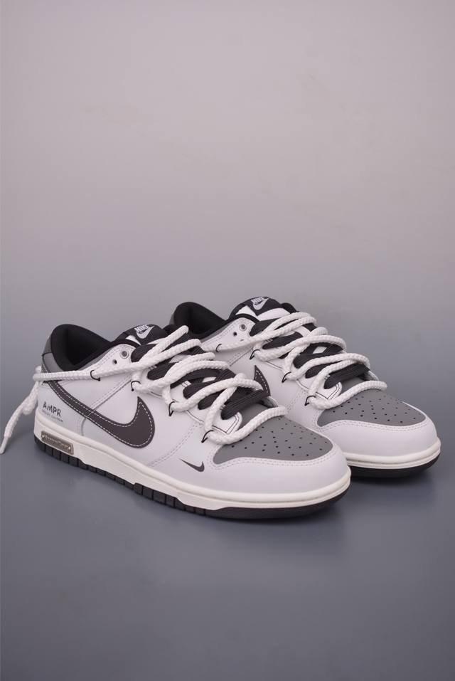 Nike Sb Dunk Low 灰白解构 纯原大厂出品 极力推荐 原装头层材料 独家版型蒸餾加工 帶來的是更好的视觉和脚感体验 大厂纯原品质出货 清洁度 电绣