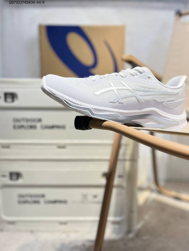 Asics Netburner Ballistic Ff 4亚瑟士经典跑鞋 如今机能风和户外风吹得正劲，便是主打“Urban Outdoor机能越野风格”，城市