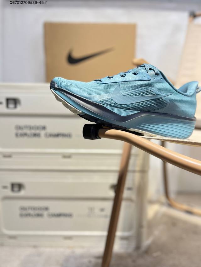 Nike Reactx pegasus Trail 5 Next Nature 越野跑步鞋 公司级版本 登月兼顾迅疾外观和稳固脚感 后跟覆面和中足动态支撑巧妙融