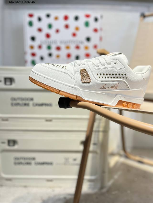 路易威登 Louis Vuitton Lv路易威登板鞋 新款 Lv Trainer最新配色运动鞋 L家 篮球鞋风格运动鞋 该鞋由艺术总监 Virgil Ablo
