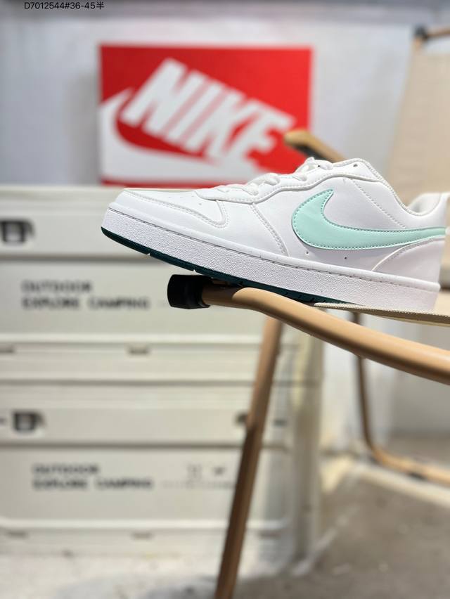 Nike Court Borough Low 低帮百搭透气休闲运动板鞋 经典耐用的设计 兼顾舒适脚感和出众风范 演绎匠心之作 结构性的支撑贴合感结合复古篮球设计