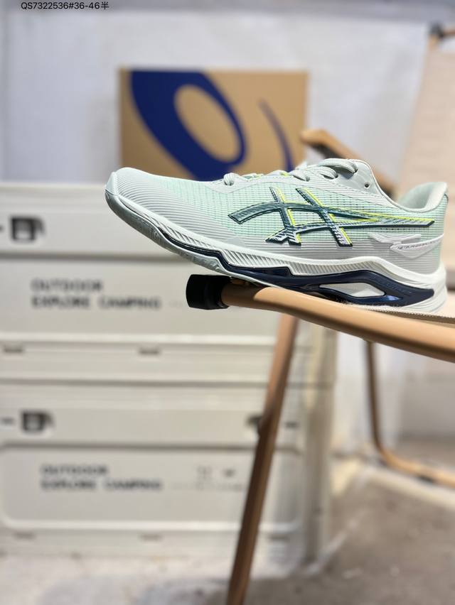 Asics Netburner Ballistic Ff 4亚瑟士经典跑鞋 如今机能风和户外风吹得正劲，便是主打“Urban Outdoor机能越野风格”，城市