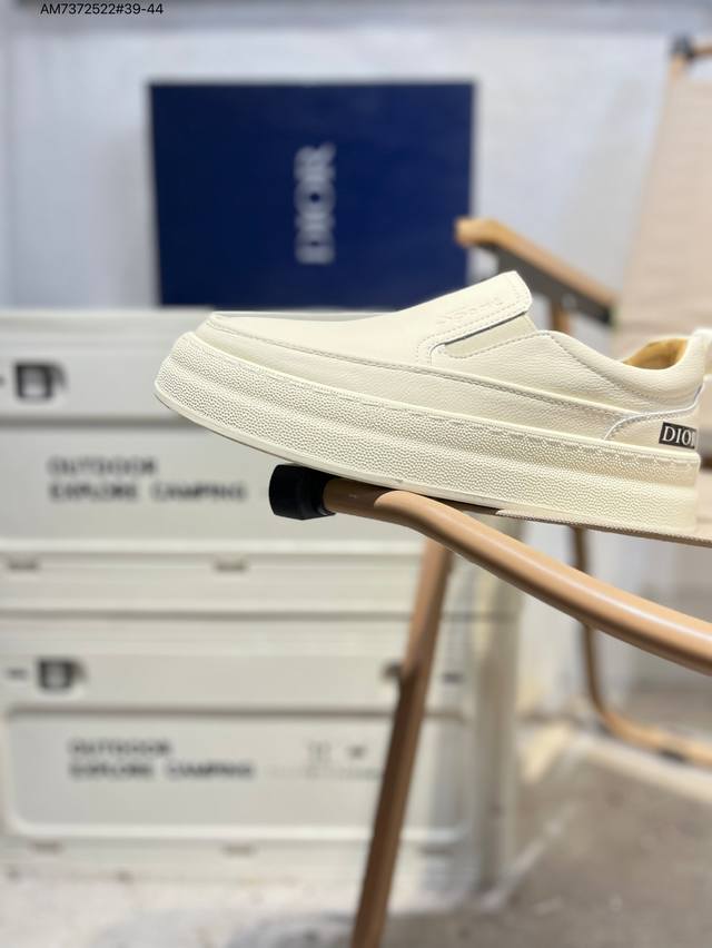 迪奥Dior 顶级进口材料 极为亲肤舒适 摸上去非常的细腻 舒适休闲鞋Cn8608 Am7372522#39-44