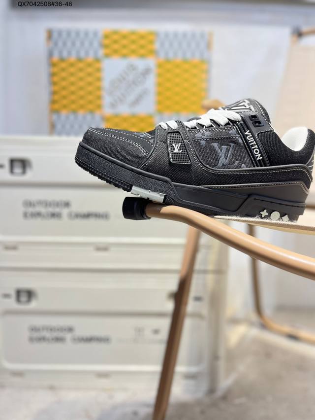 路易威登 Louis Vuitton Lv路易威登板鞋 新款 Lv Trainer最新配色运动鞋 L家 篮球鞋风格运动鞋 该鞋由艺术总监 Virgil Ablo