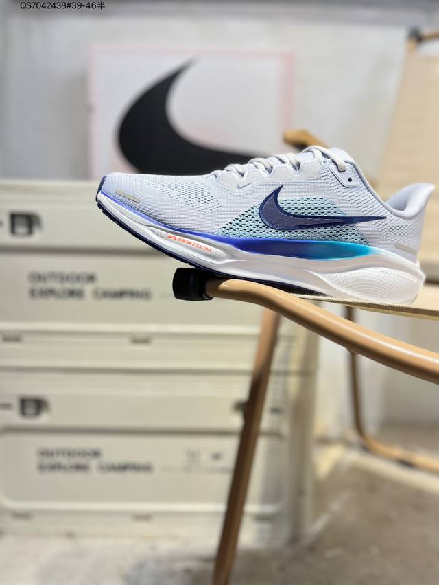 Nk Air Zoom pegasus 41 登月跑鞋 登月41代超轻网面跑步鞋 脚跟区域营造出色舒适度，而在鞋底部分，搭载全掌型Zoom Air配置耐克网面透