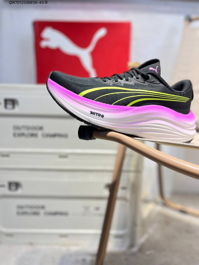 彪马puma Race To Beat The Elite 低帮专业越野跑步鞋 实拍首发 这款鞋5Mm的前后掌落差能让你贴近自然跑的步态 使你的身体对鞋子的缓震