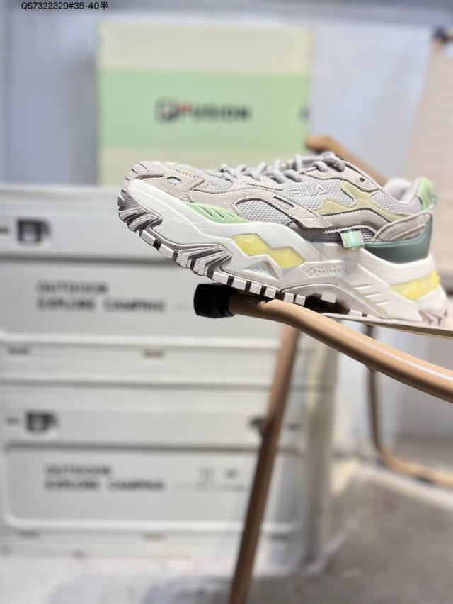 Fila Fusion 斐乐 潮牌低帮运动休闲鞋 Filafusion主要以时尚运动文化 跨界联名为主 结合当下广受欢迎的滑板街篮 棒球、骑行等时尚运动 运用拼