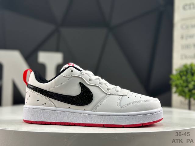 耐克 Nike Court Vision Low 百搭单品 正面、内侧、外侧、前面和后面视角看下这双白又白的小白鞋，它好像是一双经典的糅合。比较舒服简单的经典设