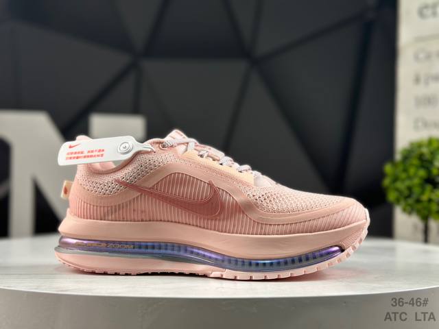 耐克 2025年跑鞋王者降临，耐克 推出的超级飞马 Nike Pegasus Premium 全掌气垫 纤维气柱网面跑步鞋 中底三明治结构，Zoomx+Zoom