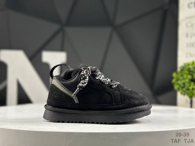 精品童鞋 儿童Ugg梅尔运动休闲鞋 系带加绒保暖款，采用头层真牛皮 柔软亲肤 舒适透气 个性时尚又百搭，Eva轻质缓震、防滑耐磨外底。 码数：如图所示 Taf