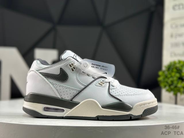 耐克 Nike Air Flight 89 耐克 运动鞋 Aj4兄弟款 缓震篮球鞋 重塑80年代后期非凡篮球战靴的经典风范 利落皮革结构搭载卓越缓震系统 重现传