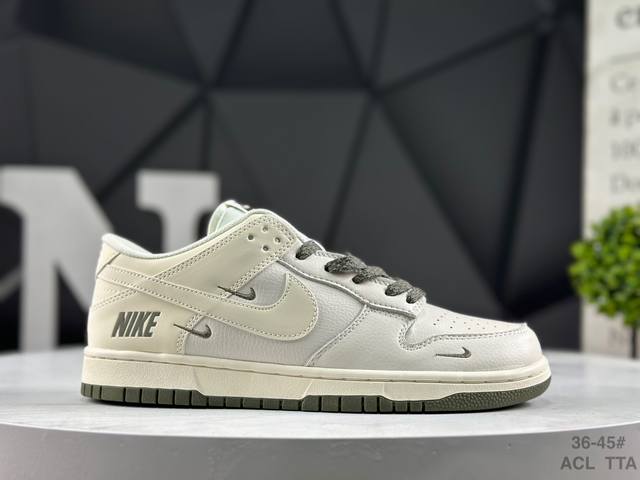 耐克 Nike Dunk Low 板鞋 Sb系列经典百搭休闲运动板鞋加厚鞋舌的填充，使舒适性大大提升，同时也更方便穿脱中底部分则加入了脚感柔软舒适Zoomair