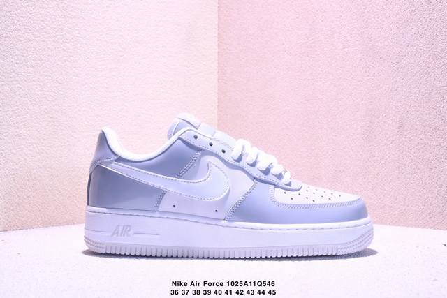 耐克Nike Air Force 7 空军一号低帮百搭休闲运动板鞋。柔软、弹性十足的缓震性能和出色的中底设计，横跨复古与现代的外型结合，造就出风靡全球三十多年的