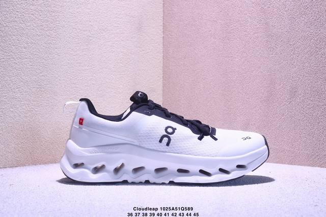 昂跑 独家系列 Cloudleap 新一代柔软缓震跑步鞋 鞋面采用On的技术网布，搭配印有Loewe经典 鞋舌与鞋身随处可见联名标识。 中底搭载On的Cloud
