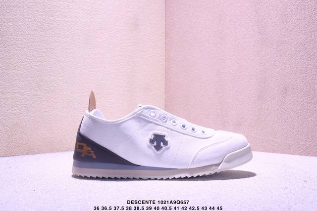 公司级Descente迪桑特Chron Tempo Replica 系列Chron复古运动休闲鞋 尺码:36-45半码 Xm1021Q657