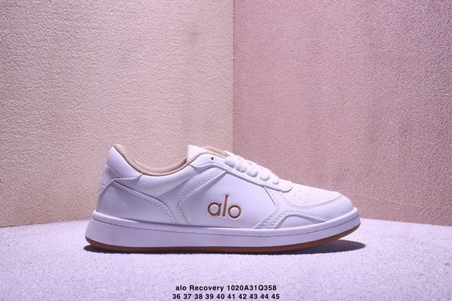 Alo Recovery Mode 等多位明星同款上脚 主打各大平台外贸主推 佛山大厂采购原材料多处细节一步到位 一款随意搭配的都好看的鞋子Aio采用增高4Cm