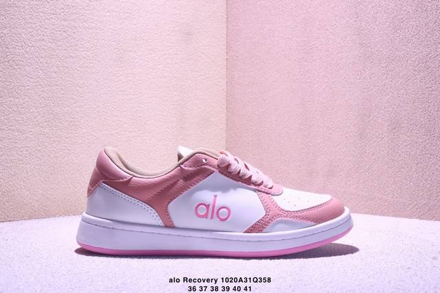 Alo Recovery Mode 等多位明星同款上脚 主打各大平台外贸主推 佛山大厂采购原材料多处细节一步到位 一款随意搭配的都好看的鞋子Aio采用增高4Cm