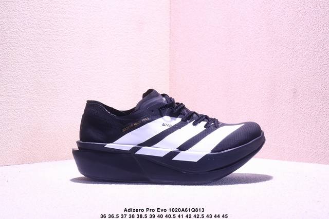 公司级Adidas Adizero Pro Evo 2 阿迪达斯 舒适百搭防滑耐磨 低帮 休闲跑步鞋 中底配置方面搭载全掌Lightstrike Pro 鞋面采