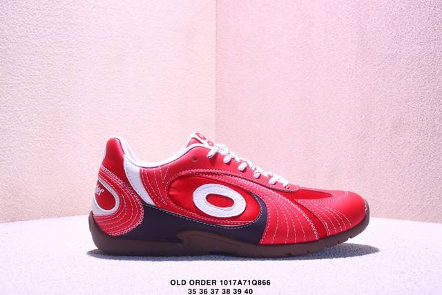 迪士尼Disney Collection Old Order 胡迪大头鞋来喽 Oldorder与迪士尼合作玩具总动员胡迪限定大头鞋 Canvas 尺码：看图所示