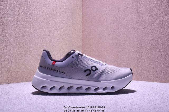 公司级昂跑 On Cloudsurfer Next 舒适百搭 简约 耐磨 低帮跑步鞋 Cloudsurfer Next鞋身外观的设计灵感源于 On 昂跑的专业竞