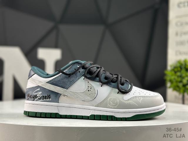 耐克 Nike Dunk Low 扣篮系列 绑带 复古低帮休闲运动滑板板鞋 采用脚感柔软舒适Zoomair气垫 有效吸收滑板等极限运动在落地时带来的冲击力 为街