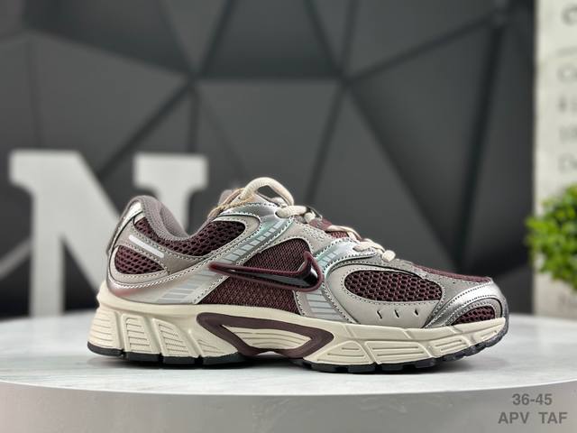 耐克 Nike V5 Rnr 舒适百搭防滑耐磨透气 低帮跑步鞋 货号：Hj5228-600 尺码：如图所示 Apv Taf