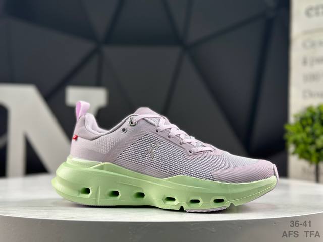 昂跑 On Cloud X 4 男女款同款轻量舒适款运动鞋 透气缓震跑步鞋。Cloudnova家族的全新成员:Cloudnovaflux,流畅的时尚外观设计，配