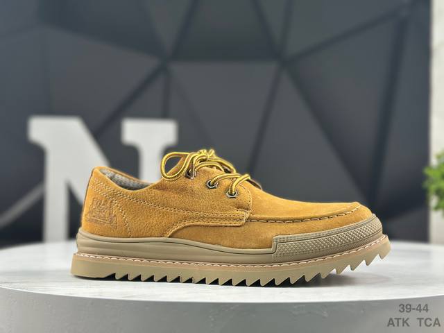 Cat 卡特 秋冬新款男士户外运动舒适出行防滑轻便满帮休闲鞋Crall Sport Low 选用经典磨砂头层牛皮鞋面 户外运动感较强时尚有型 舒适出行行走全天不