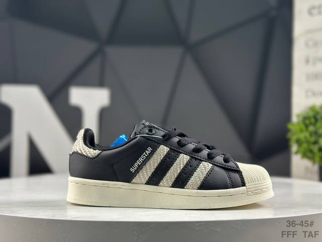 阿迪达斯 Adidas Superstar 贝壳头经典百搭休闲板鞋 货号：Jq3182 尺码：如图所示 Taf