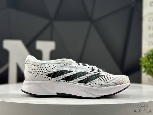 真标 阿迪达斯 Ad Adizero Sl 夏季轻盈透气跑步鞋 #全掌 Lightstrike 缓震科技 后跟加厚，呵护脚后跟，立体保护软绵鞋口，轻松穿脱不磨脚