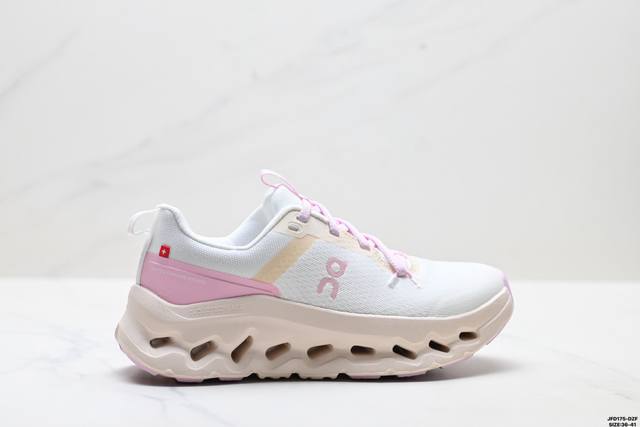 公司级On昂跑Cloudtilt 轻量运动休闲鞋 脚感很舒服 鞋底柔软且包裹性好 上脚显腿长 不管休闲还是运动都很百搭 是最好看最显质感的颜色 尺码:36-41