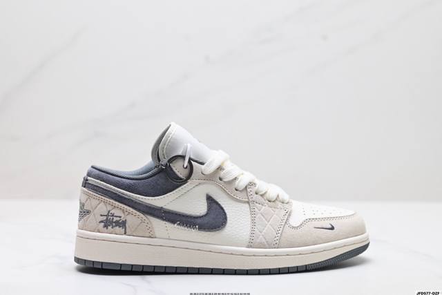 公司级Nike Air Jordan 1 Low Aj1乔1低帮休闲板鞋 同步官方配色 市场唯一独家头层皮打造 原鞋原档案开发 原厂皮料 原档冲孔鞋头 正确满胶