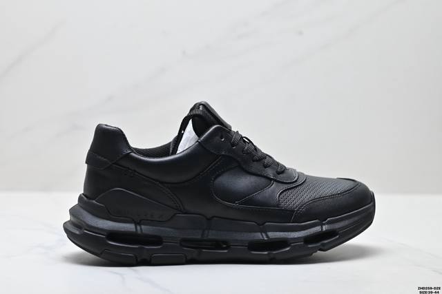 公司级Ecco爱步 Nex Lo 户外防滑 皮革 低帮 运动休闲鞋 保留板鞋的经典轮廓 同时融入跑鞋的流线型线条 打造运动与街头复古的碰撞感 多元色系融和简约风