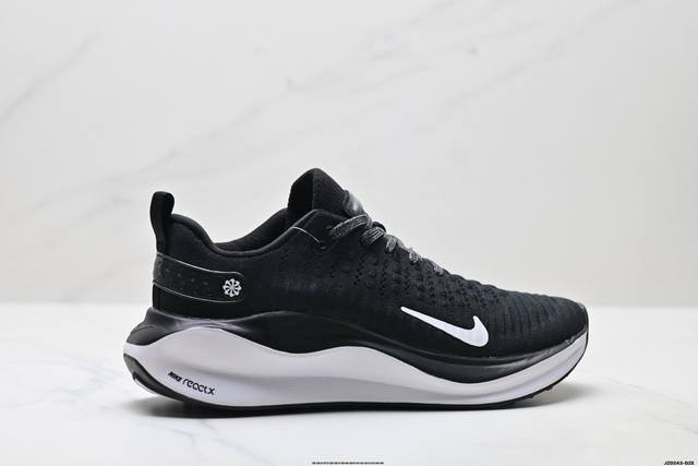 真标Nike Reactx Infinity Run 4马拉松 跑鞋 轻量鞋面搭配位于足弓处的全新板带设计 细致包裹双脚 Nike React泡棉中底 前后掌搭