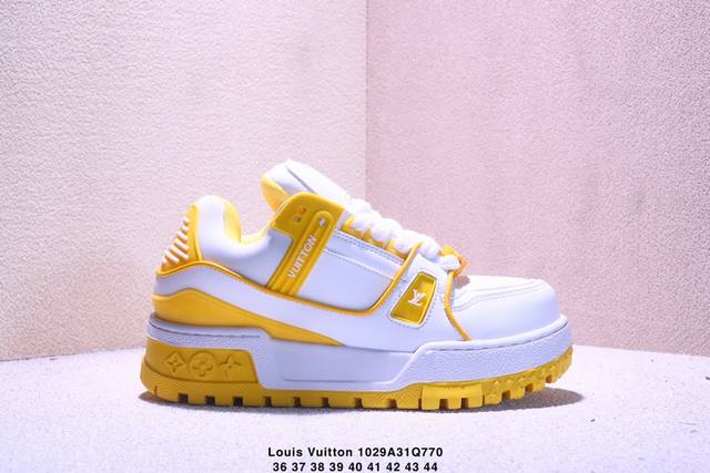 路易威登 Louis Vuitton Lv路易威登板鞋 新款 Lv Trainer最新配色运动鞋 L家 篮球鞋风格运动鞋 该鞋由艺术总监 Virgil Ablo