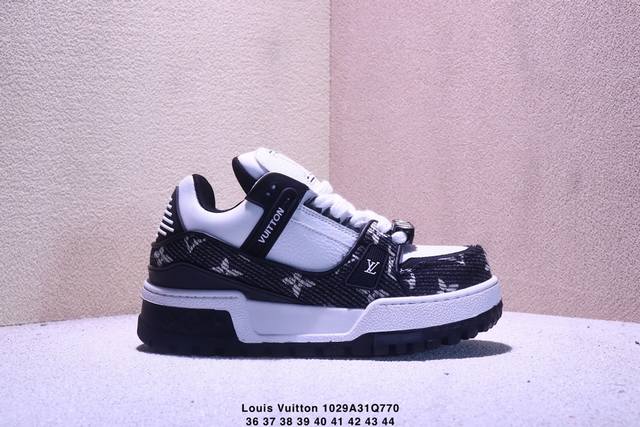 路易威登 Louis Vuitton Lv路易威登板鞋 新款 Lv Trainer最新配色运动鞋 L家 篮球鞋风格运动鞋 该鞋由艺术总监 Virgil Ablo