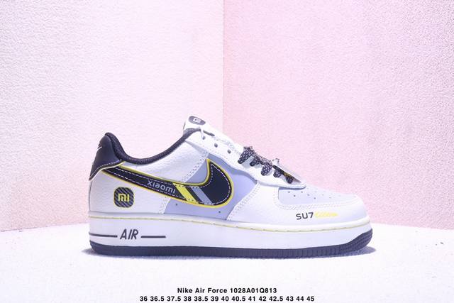 公司级耐克Nike Air Force 1 Low 空军一号低帮百搭休闲运动板鞋。柔软、弹性十足的缓震性能和出色的中底设计，横跨复古与现代的外型结合，造就出风靡