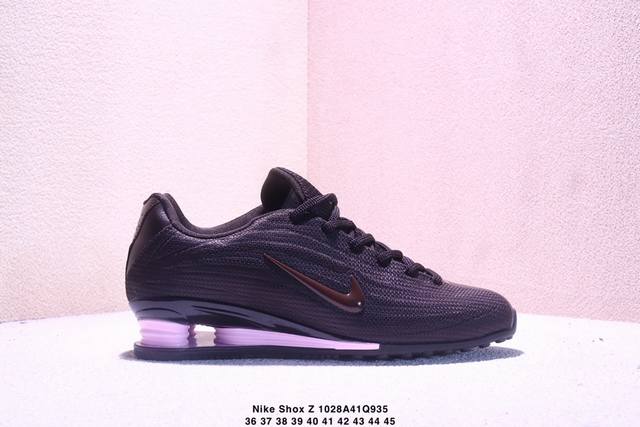 Nike Shox Z 耐克专利弹簧气柱跑步鞋 最令人瞩目的便是它那标志性的气柱底设计！这可是Nike家专利的科技 通过分布在鞋底的多个气柱有效吸收跑步时的冲击