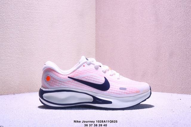 Nike 耐克 采用科技织法轻盈织物合成鞋面材质，搭载柔软厚实Comfiride 泡绵缓震组合外置防滑耐磨橡胶底片造舒适迈步体验,助力日常畅跑！耐克Nike J