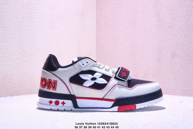 Louis Vuitton 路易威登～白黑四叶草 广东原产高性价比，采用皮革鞋面材质，内里小羊皮打造及去味海玻璃脚垫，空胶工艺，外置耐磨橡胶大底全新Lv路易威登