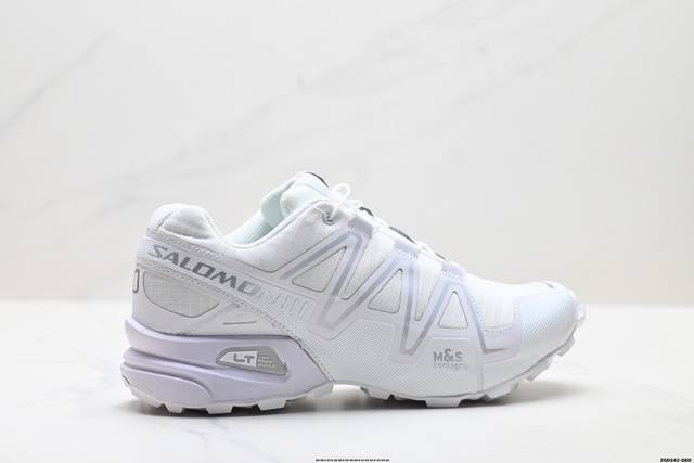 公司级Salomon萨洛蒙 Speedcross 3 简约舒适 防滑 低帮户外功能鞋 通过不同的几何纹路设计与不同密度的外底材质有机结合将抓地力与耐久性 充分发