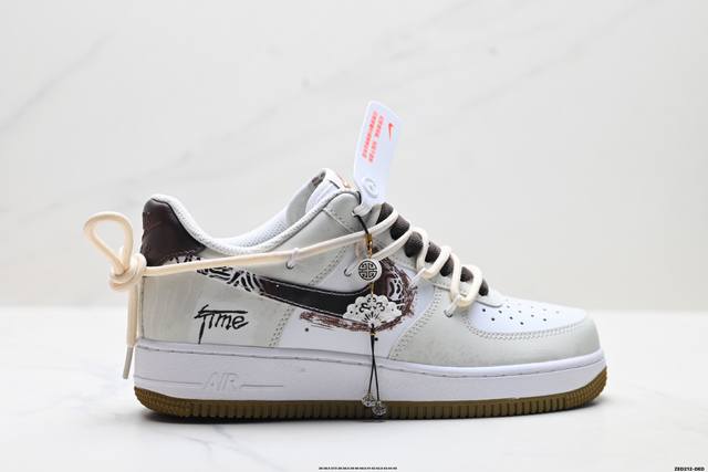 公司级Nike Air Force 1‘07 原楦头原纸板 打造纯正低帮空军版型 专注外贸渠道 全掌内置蜂窝气垫 原盒配件 原厂中底钢印、拉帮完美 货号:Zh0