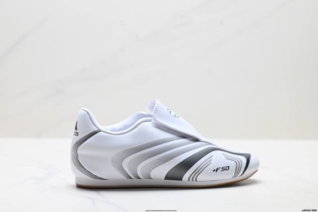 公司级Adidas Originals Taekwondo F50 阿迪达斯 运动舒适 防滑耐磨包裏性低帮 训练鞋 货号:Jr6404 尺码:36 36.5 3