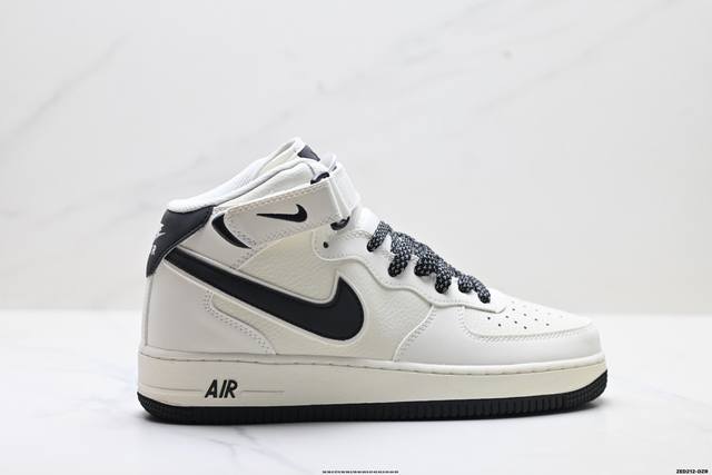 公司级Nike Air Force 1 Mid 07 原楦头原纸板 打造纯正中帮空军版型 专注外贸渠道 全掌内置蜂窝气垫 原盒配件 原厂中底钢印、拉帮完美 官方